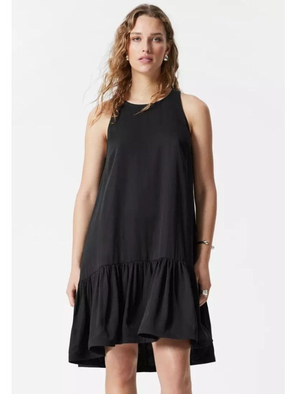 Ann Taylor Dress Size XS Black Sleeveless Midi Tesxture Drop Waist Ruffle Hem